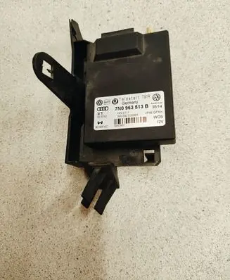 Volkswagen Touran II Auxiliary heating control unit/module 7N0963513B 0401132481 9019510C