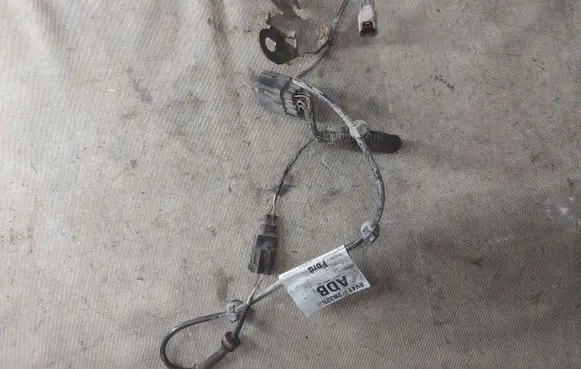 Ford Kuga I Rear ABS sensor wiring 8V4T2B325 11968319000 0000000