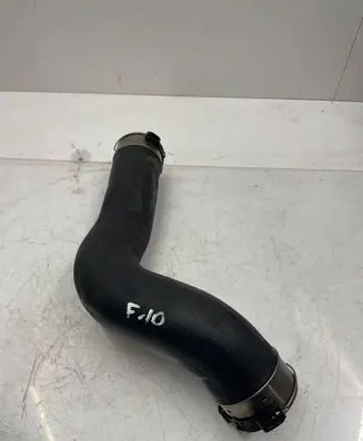 BMW 5 F10 F11 Intercooler hose/pipe 7810615 11279412
