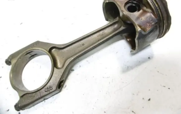 BMW 3 E36 Piston 83996