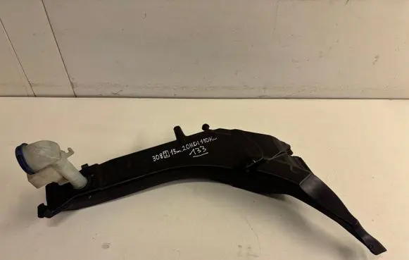 Peugeot 308 Windshield washer fluid reservoir/tank 9801927380 9806526980