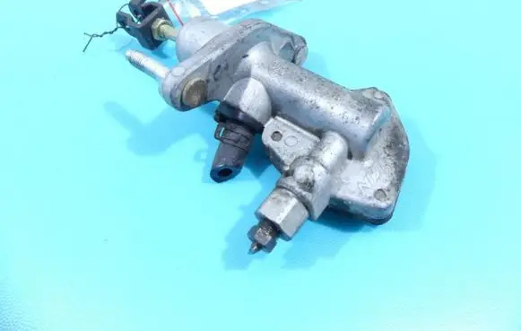Clutch slave cylinder
