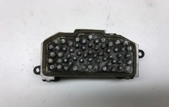 Heater blower motor/fan resistor