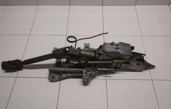 Ford Mondeo MK IV Steering wheel lock 7G913F880 ZG567424