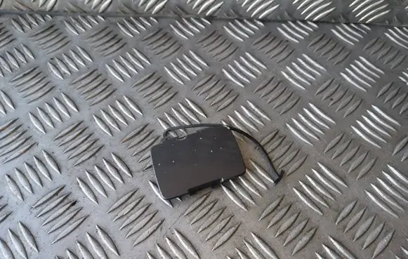 Volvo S80 Front tow hook cap/cover 08693379