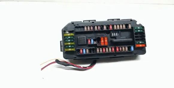 BMW 4 F32 F33 Fuse module 9337879 61149337879
