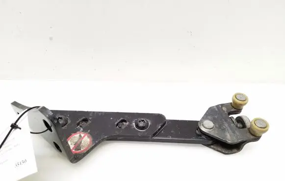 Peugeot Expert Sliding door lower roller guide/hinge 98080758D 26H997969M01
