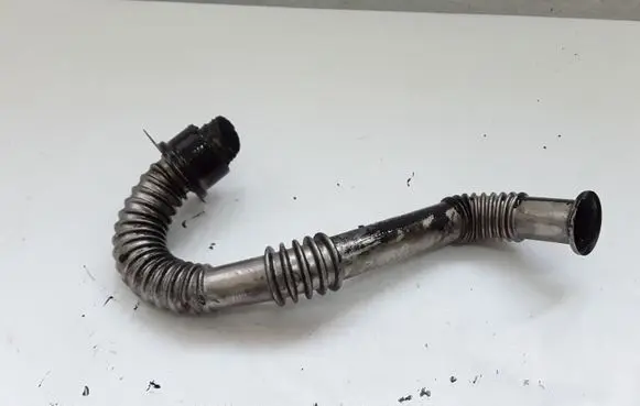 Peugeot 308 EGR valve line/pipe/hose NOCODE