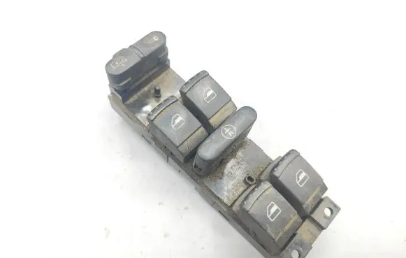 Volkswagen Golf IV Electric window control switch 1J4959857 03755000