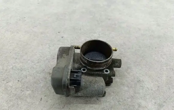 Opel Vectra C Throttle body valve 091285185WS91703