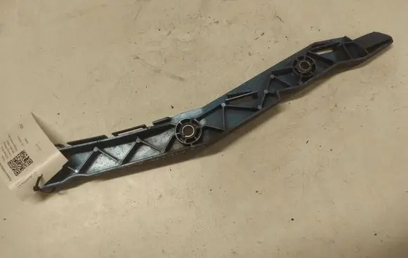 Citroen C4 I Picasso Front bumper mounting bracket 9656670980