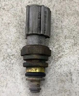 Coolant temperature sensor