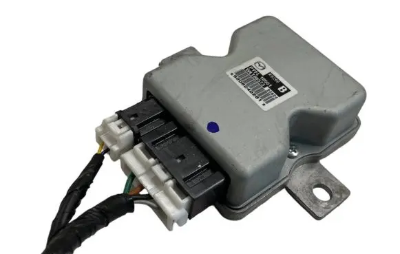 Mazda CX-5 II Fuel injection pump control unit/module PYFL18561 20824 K6266