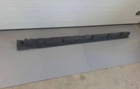 BMW X7 G07 Sill supporting ledge 7441118 51777441118 10503410