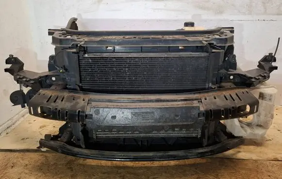 Mini Cooper Countryman R60 Front piece kit 18428710