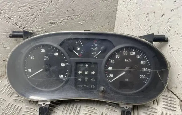 Renault Trafic II (X83) Speedometer (instrument cluster) P8200279068 NS72102373 216754651