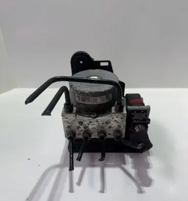 Volkswagen Golf Sportsvan ABS Pump 5Q0614517CG 10022009984