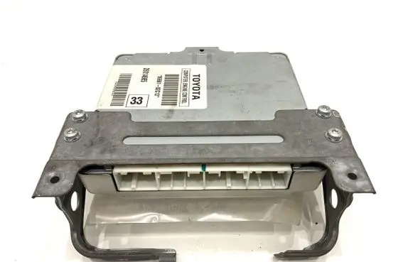 Toyota Corolla Verso E121 Engine control unit/module ECU 89661-02C12