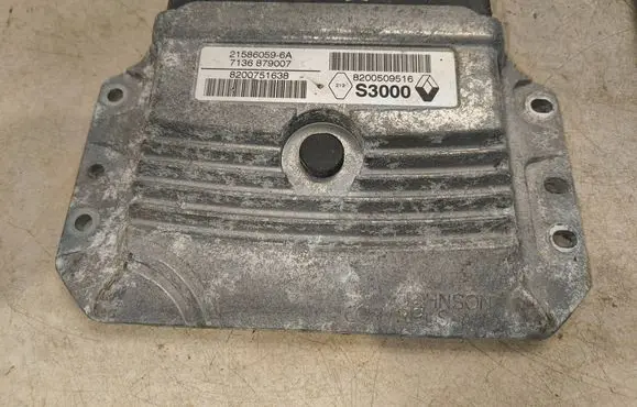 Renault Scenic II - Grand scenic II Engine control unit/module 215860596A 8200751638 8200509516