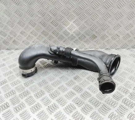 Mercedes-Benz C W205 Air intake duct part A2640902500