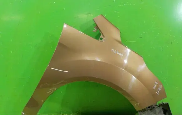 Ford B-MAX Fender PRZOD PRAWY