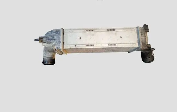 Citroen C5 Intercooler radiator 9657073480