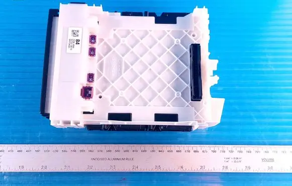 Toyota Sienna XL40 IV Fuse box set 8273008170 63589586