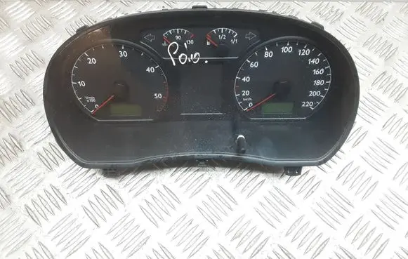 Volkswagen Polo Speedometer (instrument cluster) 6Q0920800M