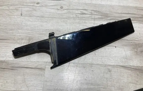 BMW X2 F39 Rear door glass trim molding 7420850