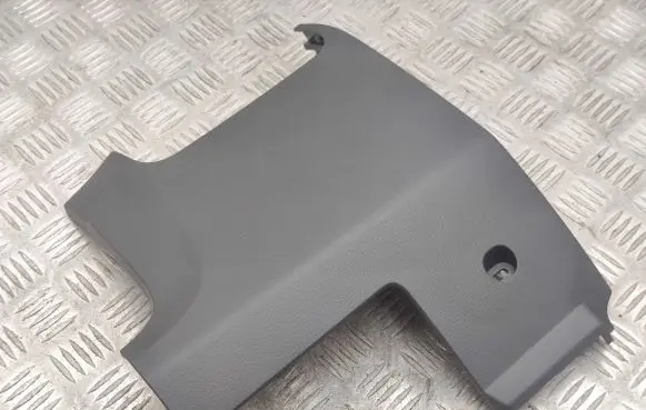 Volkswagen Touareg II Dashboard lower bottom trim panel 7P2858366 7P2858368