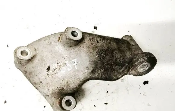 Alfa Romeo 156 Engine mount bracket 176475
