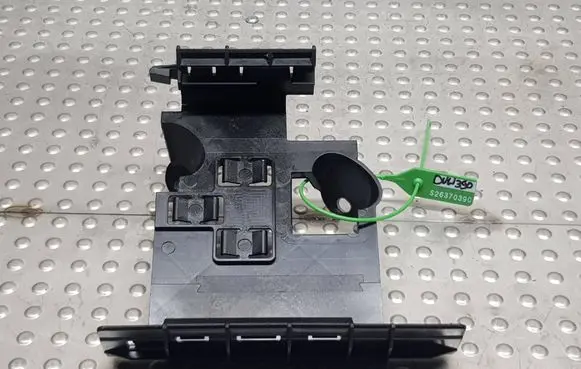 Volkswagen Polo VI Engine control unit holder S26370390 2Q0906507D