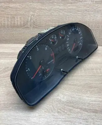 Audi A4 S4 B5 8D Speedometer (instrument cluster) 8D0919861F 110008989 001