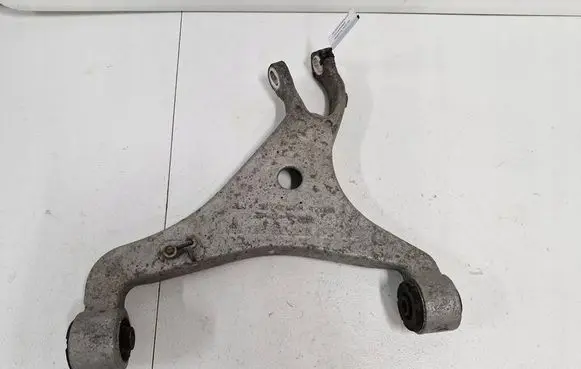 Lincoln Navigator Rear control arm