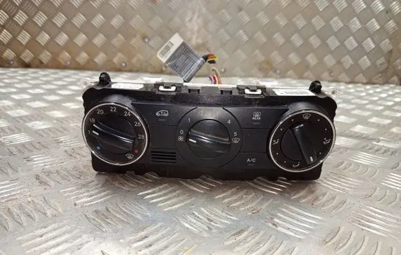 Mercedes-Benz A W169 Climate control unit A1698301585 69780008
