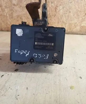 Ford Focus ABS Pump 10092501193 J5F4E08E18 5WK84031