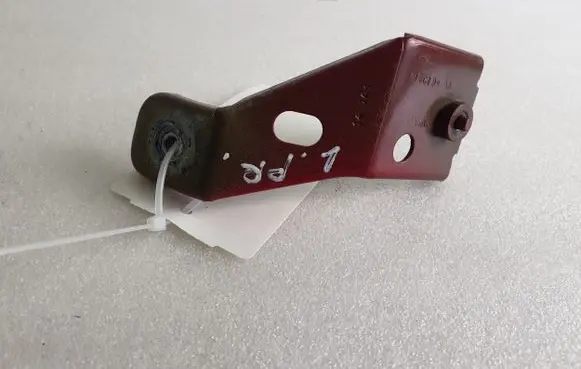 Ford Mustang Mach-E Fender mounting bracket R16C199AA
