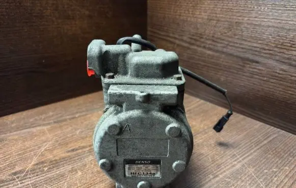 Iveco Daily 4th gen Air conditioning (A/C) compressor (pump) 4472207850 504014391