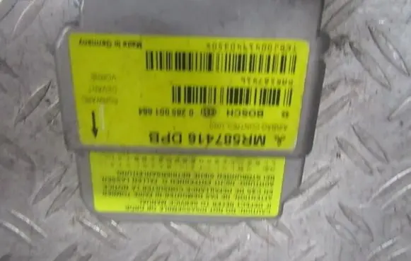 Mitsubishi Colt Airbag control unit/module mr587416