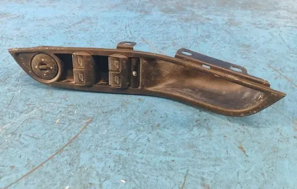 Ford Focus Electric window control switch F1ET14A132AC