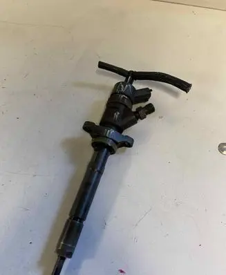 Volvo S40 Fuel injector 0445110259 328480
