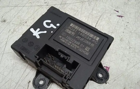 Volvo V70 Door control unit/module 9G9T14B534 10022998