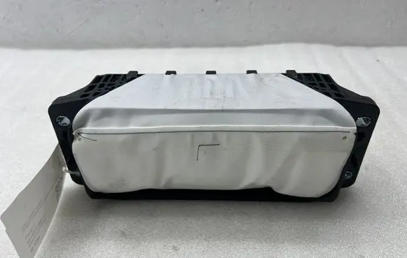 Audi Q2 - Passenger airbag 81A880204D