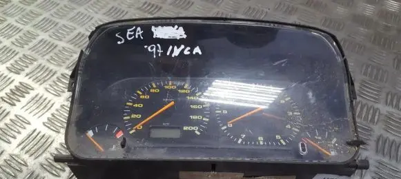 Volkswagen Caddy Speedometer (instrument cluster) 88311235