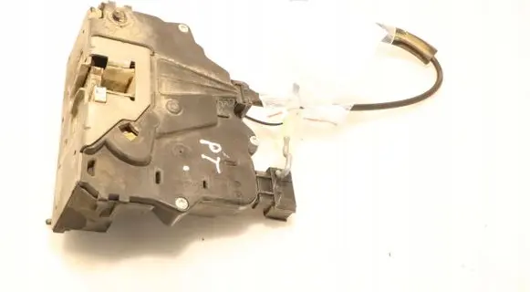 Opel Corsa D Rear door lock 13258267