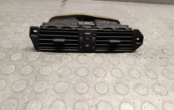Dash center air vent grill