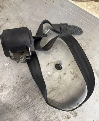Renault Master III Front seatbelt 868500002r