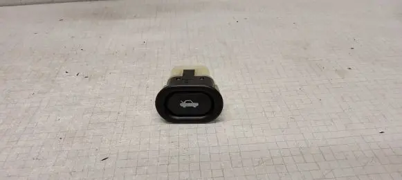 Saab 9-5 Tailgate opening switch 4733440
