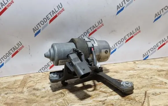 BMW 5 G30 G31 Vacuum pump 6880628 6860882