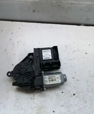 Volkswagen Touran I Front door window regulator motor 1T0959702A